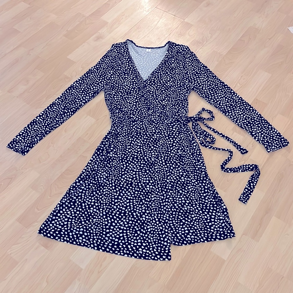 Beautiful size XL Old-Navy wrap-dress.